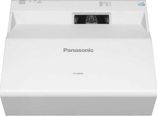 panasonic pt-cmz50 ultra kısa mesafe projeksiyon 